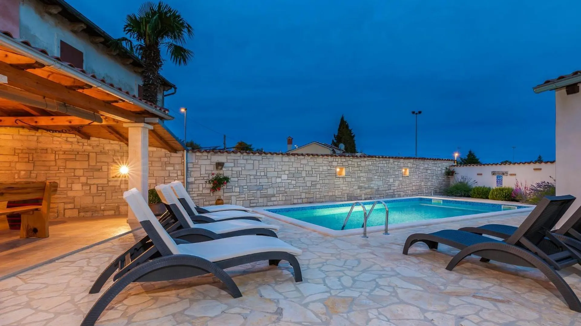 Casa Bepi Ferienhaus Mit Pool In Ruhiger Lage 칸파나르 펜션