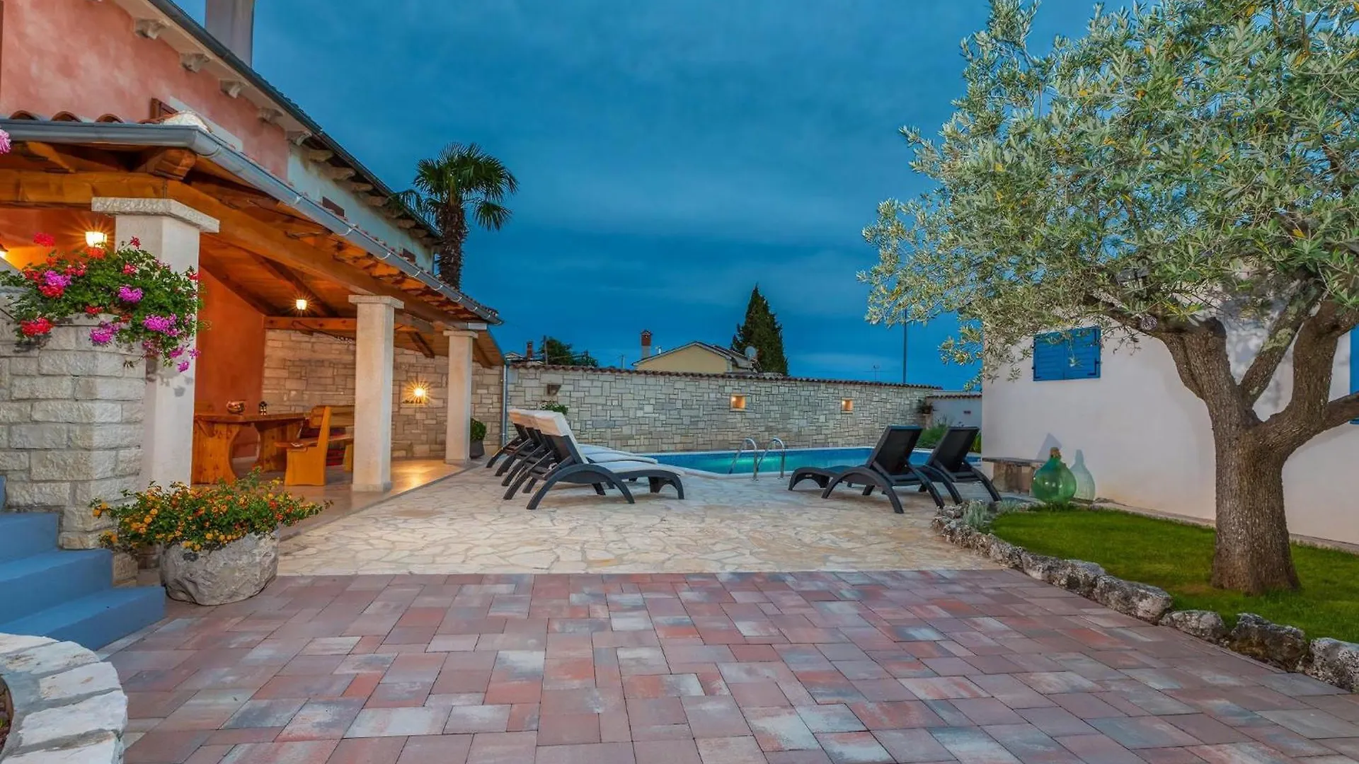 Сasa de vacaciones Casa Bepi Ferienhaus Mit Pool In Ruhiger Lage Kanfanar Croacia